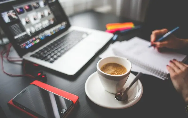Améliorer le bien-être des salariés au travail